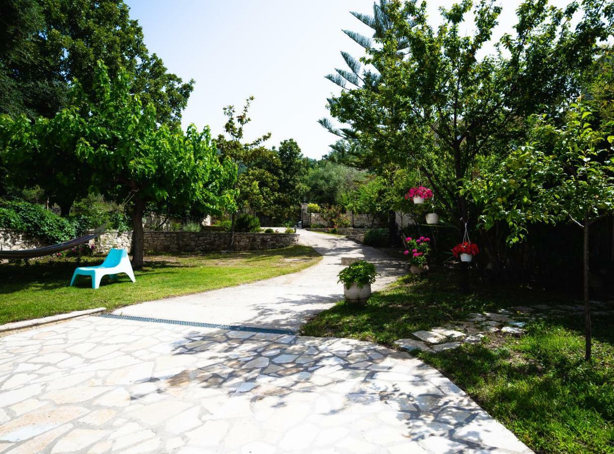 Casa Marina Apartment Sívota Екстериор снимка